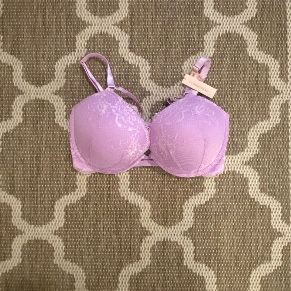 Victoria’s Secret very sexy push-up bra size 34DDD